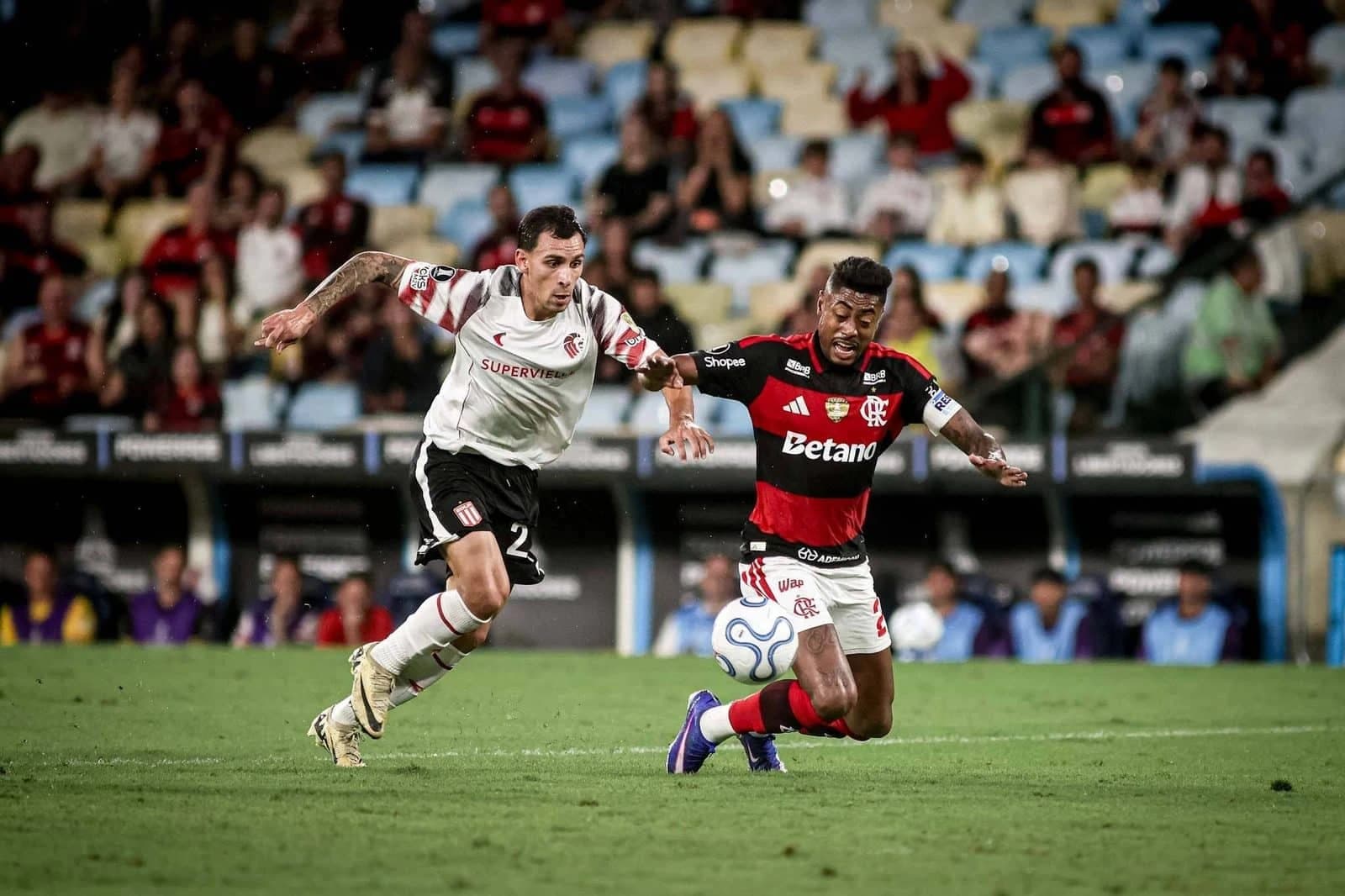 Flamengo y Estudiantes definen en el Maracanã al último finalista de la Libertadores