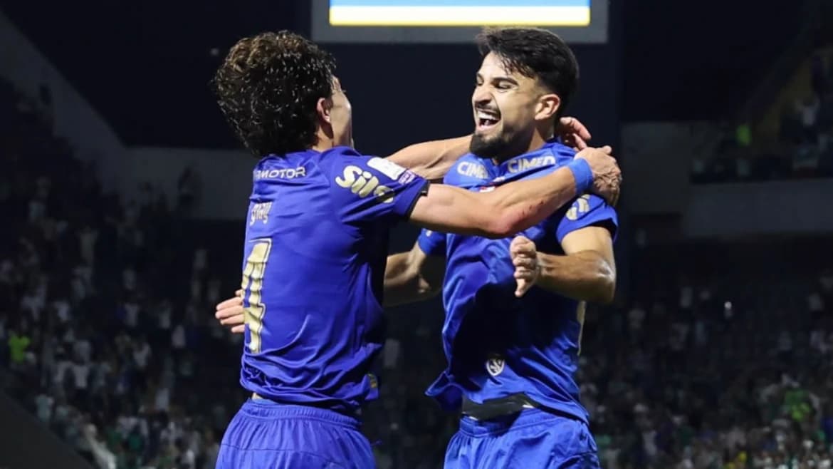 Palmeiras le ganó 2-0 a Bragantino y es el nuevo líder del Brasileirão, con un gol del argentino Agustín Giay