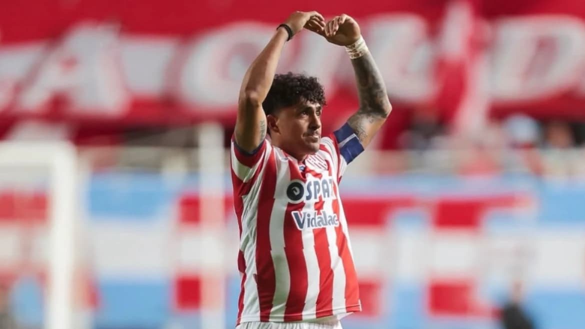 Con la cabeza en Montevideo, Estudiantes cayó 3-1 ante Unión, que sueña con los playoffs