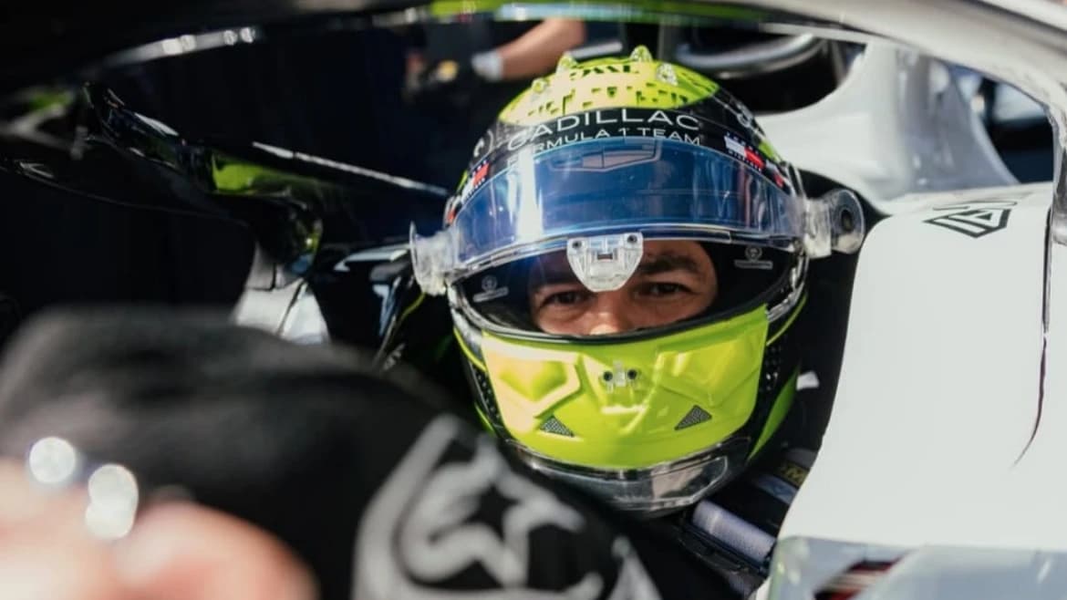 Checo Perez seguirá siendo parte de los Fabulosos Cadillac por 3 años más.